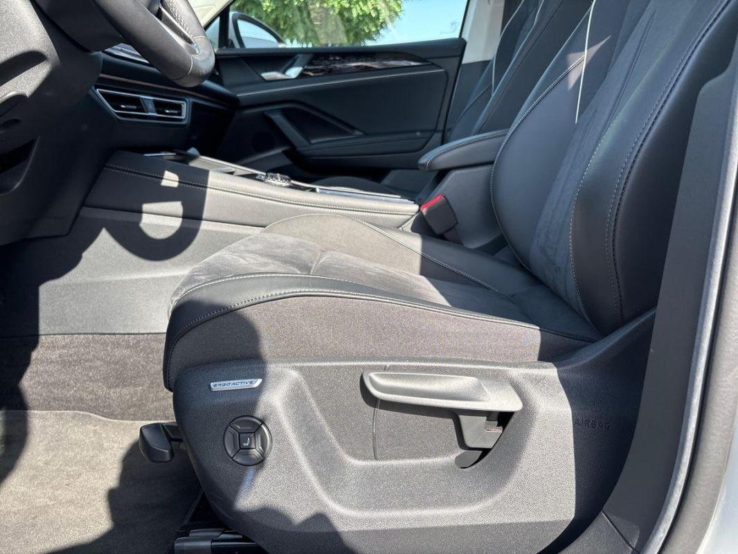 Volkswagen Tiguan - Photo 14