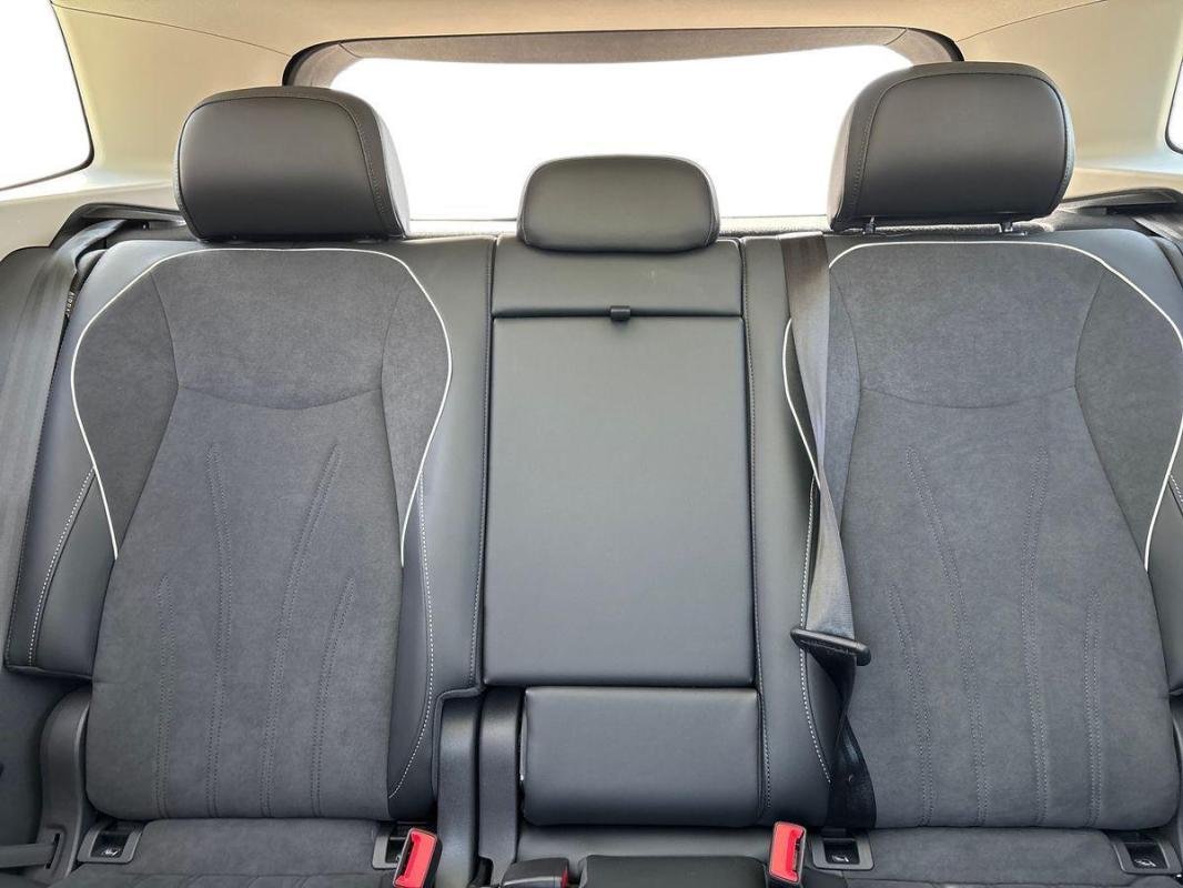 Volkswagen Tiguan - Photo 22