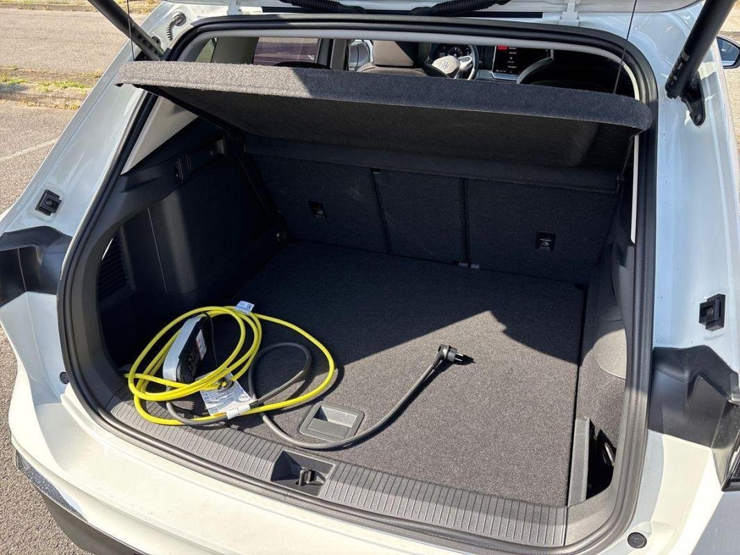 Volkswagen Tiguan - Photo 32