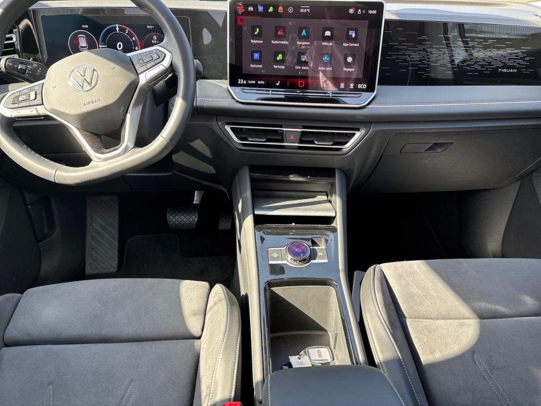 Volkswagen Tiguan - Photo 10