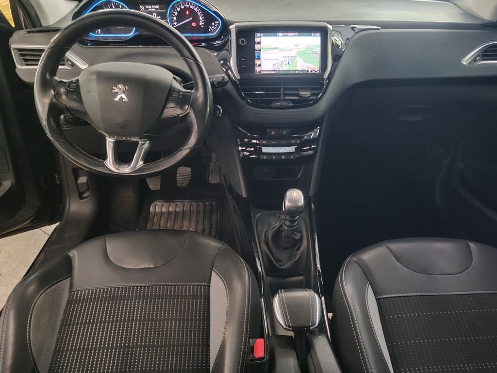 Peugeot 2008 - Photo 3