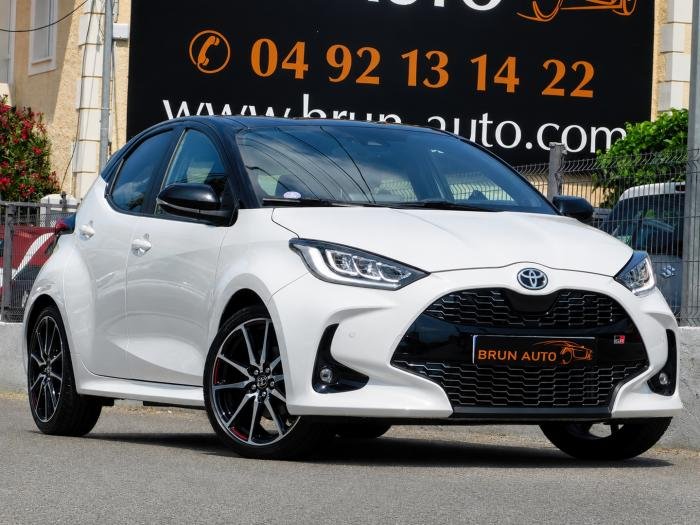 Toyota Yaris - Photo 1