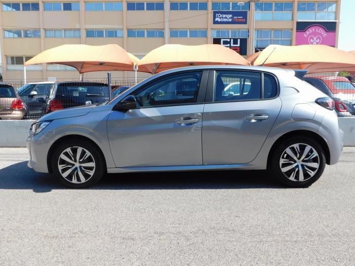 Peugeot 208 - Photo 11