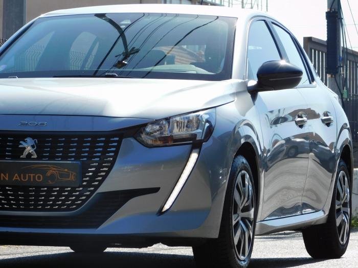 Peugeot 208 - Photo 14