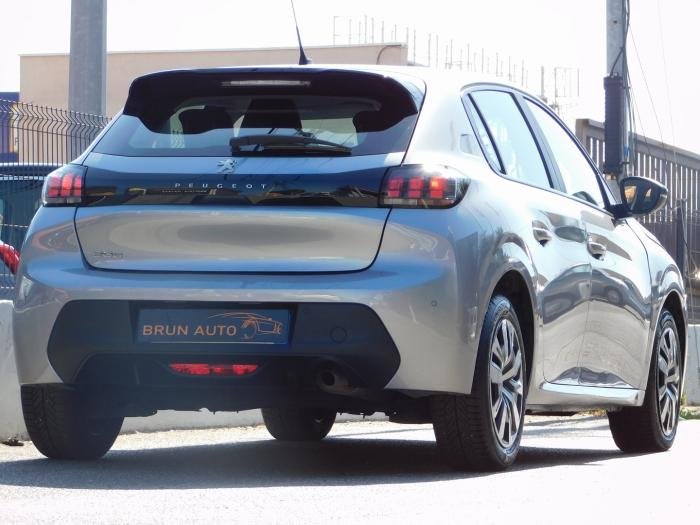 Peugeot 208 - Photo 6