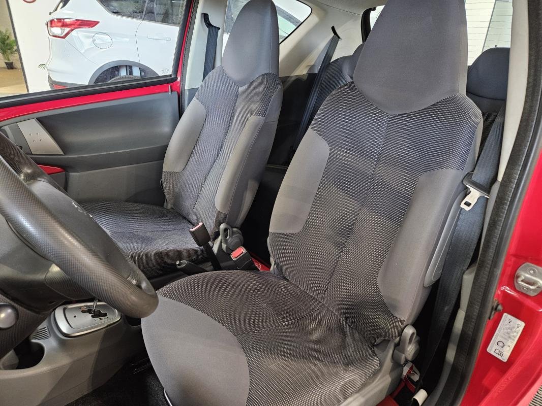 Peugeot 107 - Photo 10