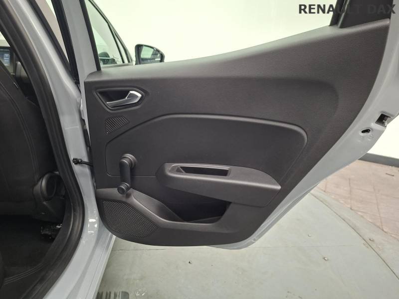 Renault Clio - Photo 20