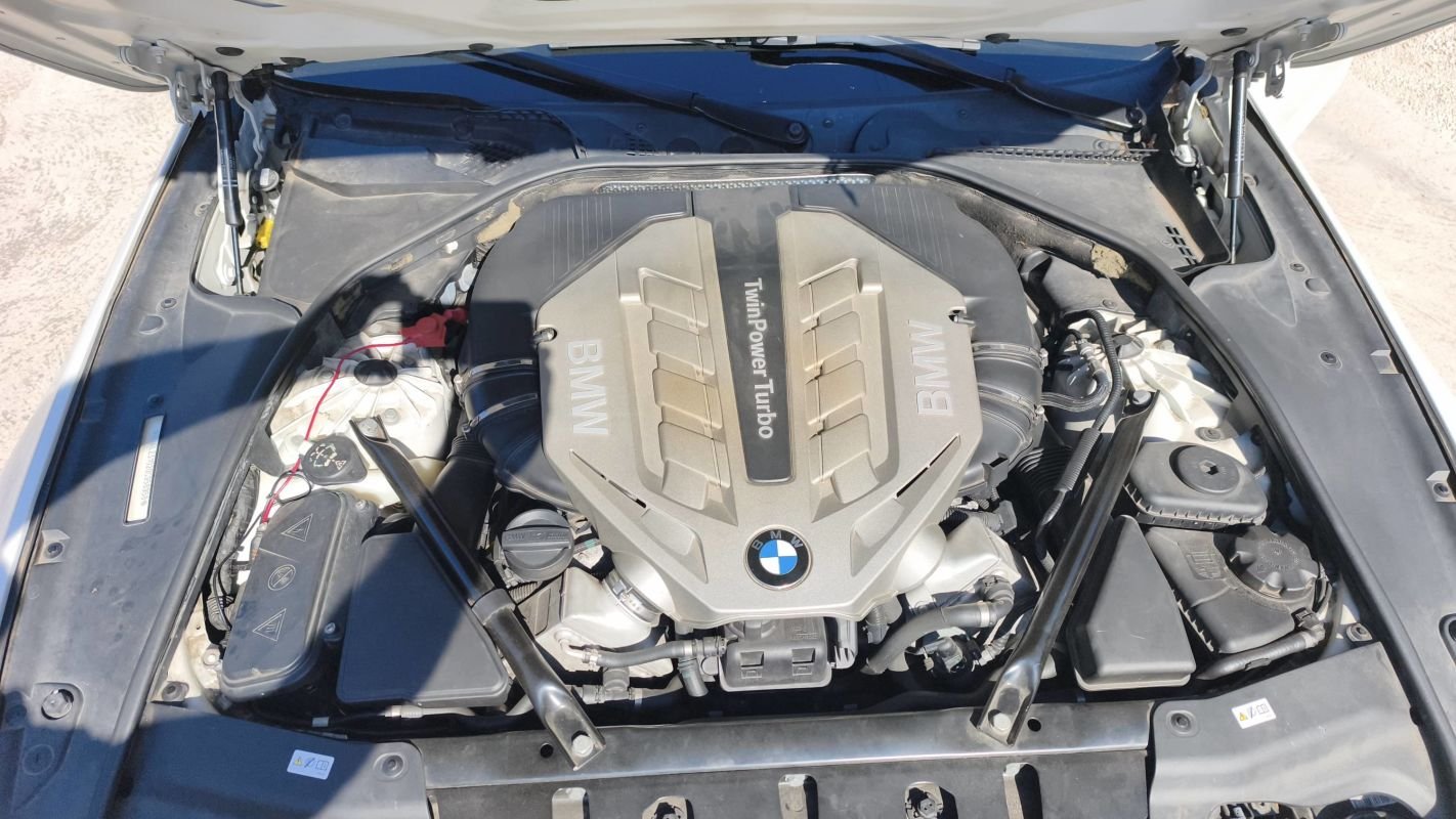 BMW 650 - Photo 15