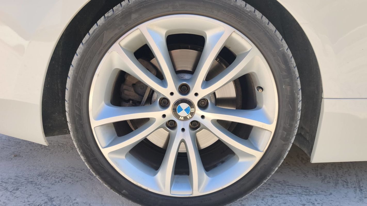 BMW 650 - Photo 16