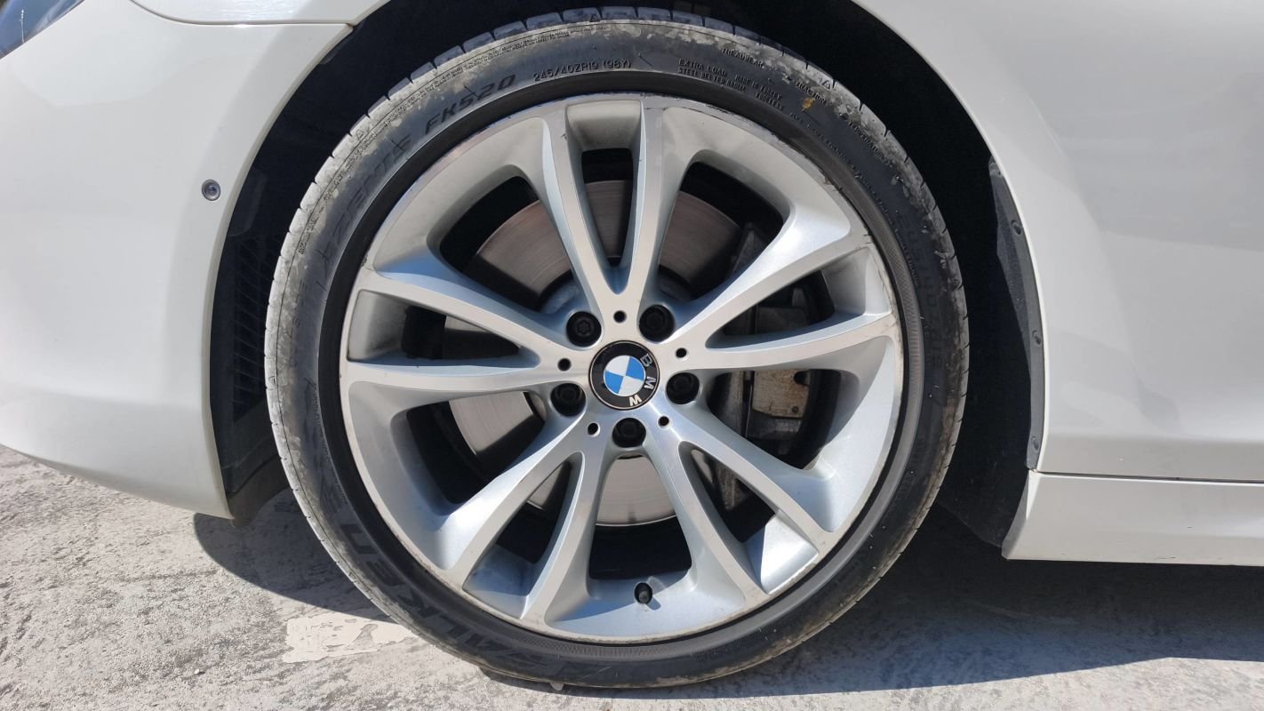 BMW 650 - Photo 18