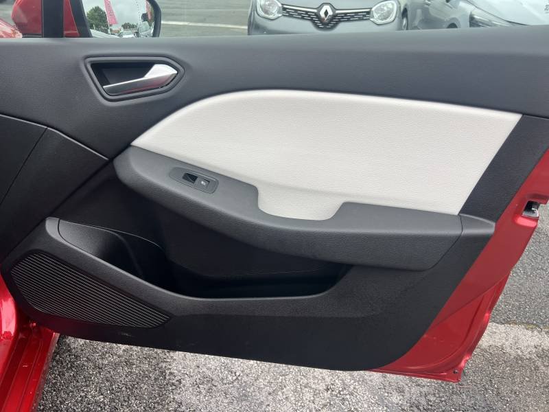 Renault Clio - Photo 14