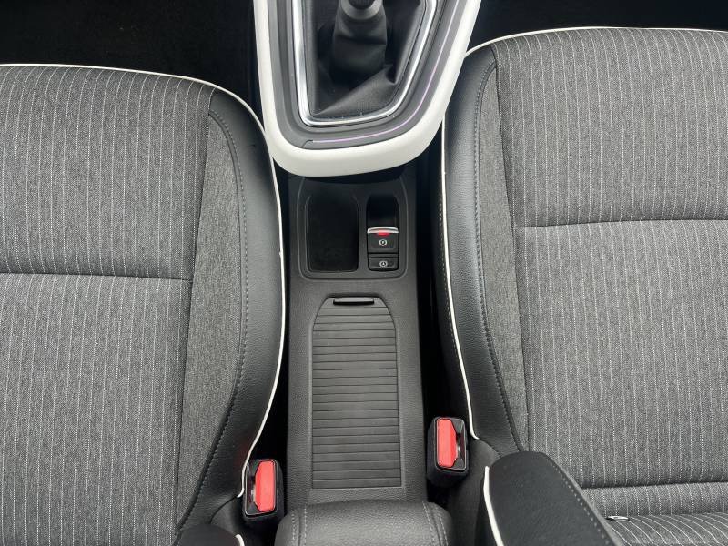 Renault Clio - Photo 31