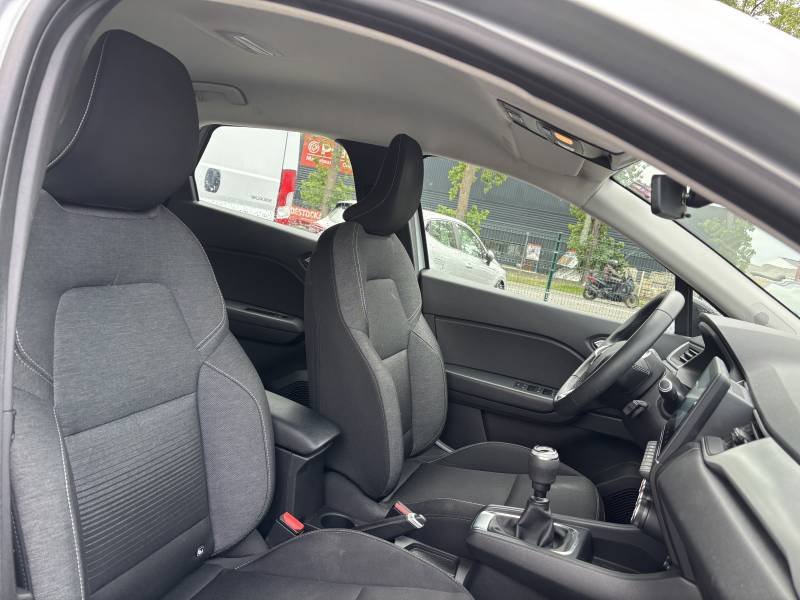 Renault Captur - Photo 16
