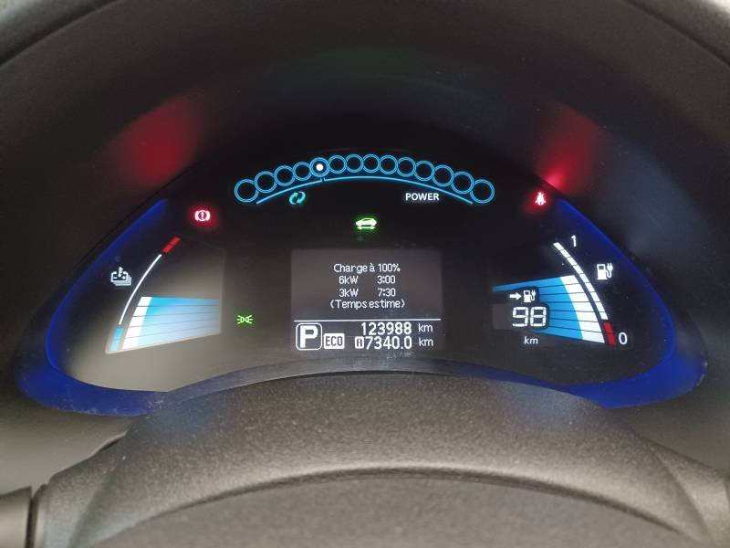 Nissan Leaf - Photo 24