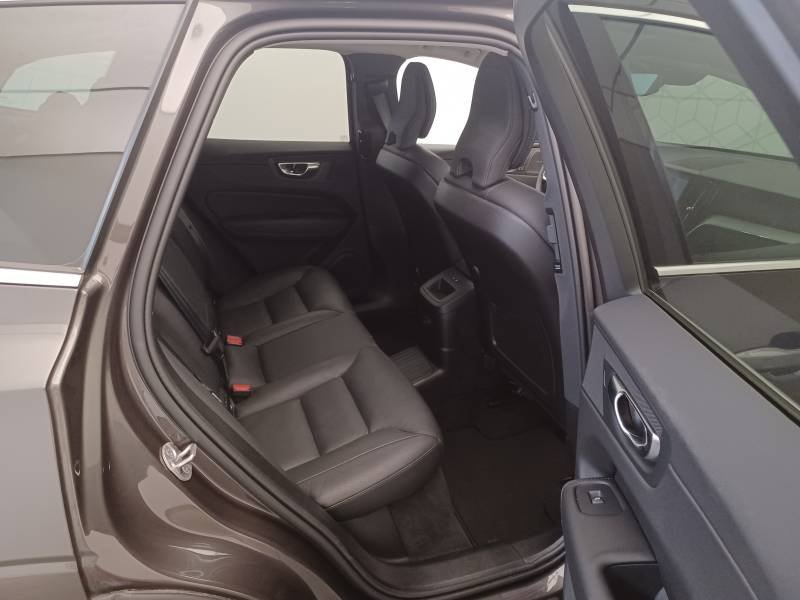 Volvo XC60 - Photo 15