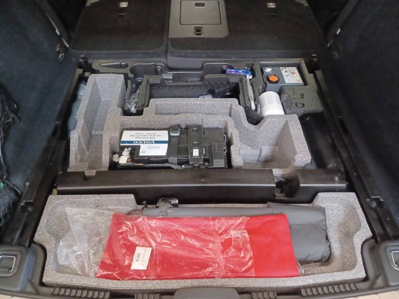 Volvo XC60 - Photo 18