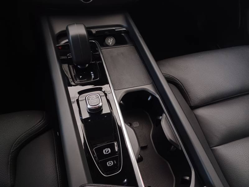 Volvo XC60 - Photo 31