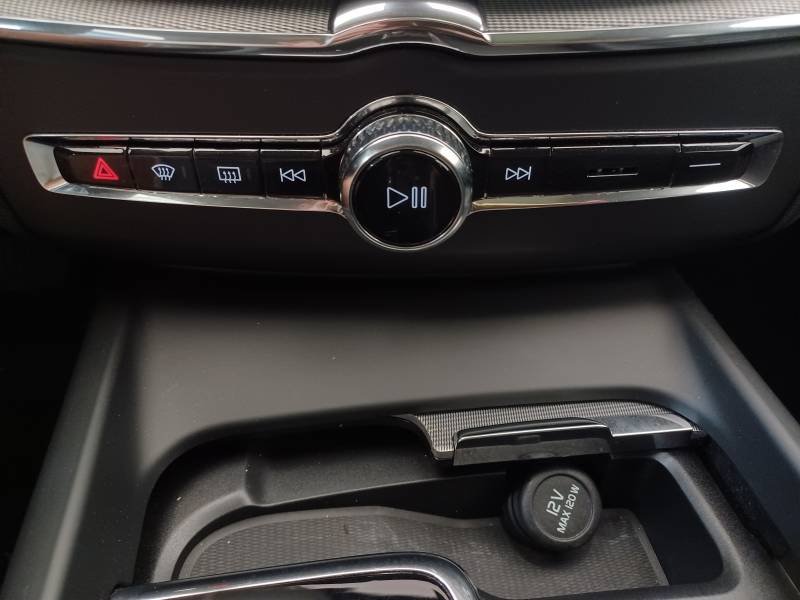 Volvo XC60 - Photo 32