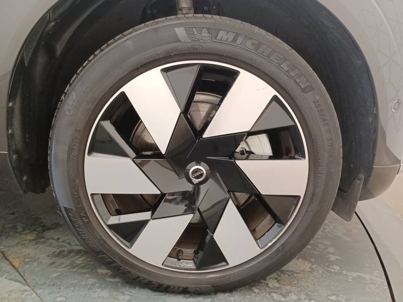 Volvo XC60 - Photo 10