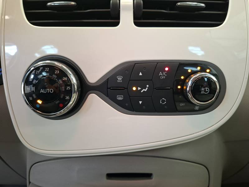 Renault Zoe - Photo 25