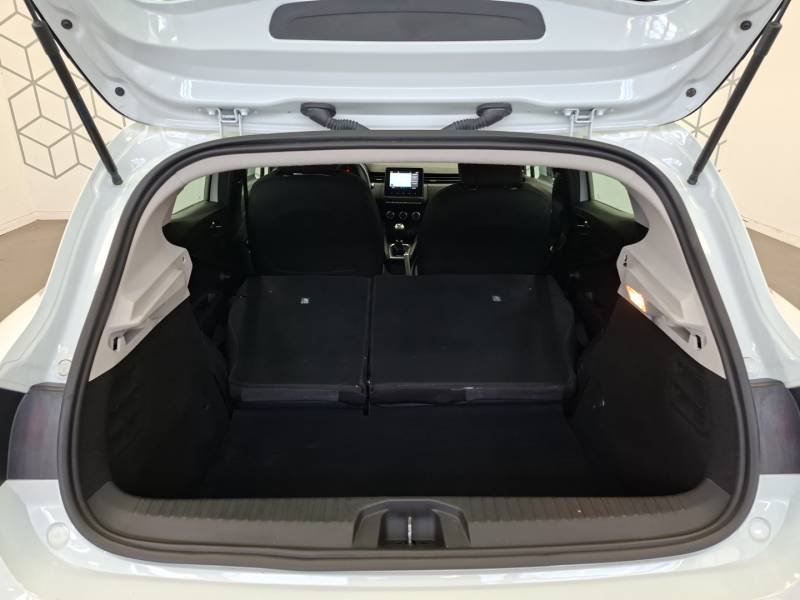 Renault Clio - Photo 17