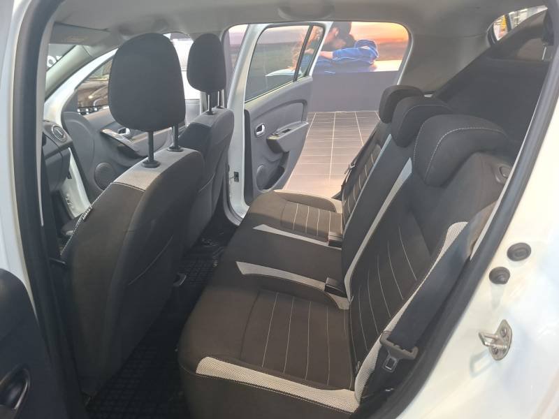 Dacia Sandero - Photo 33
