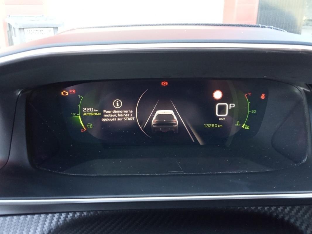 Peugeot 208 - Photo 15