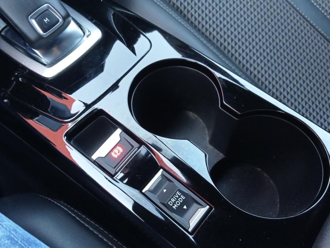 Peugeot 208 - Photo 27