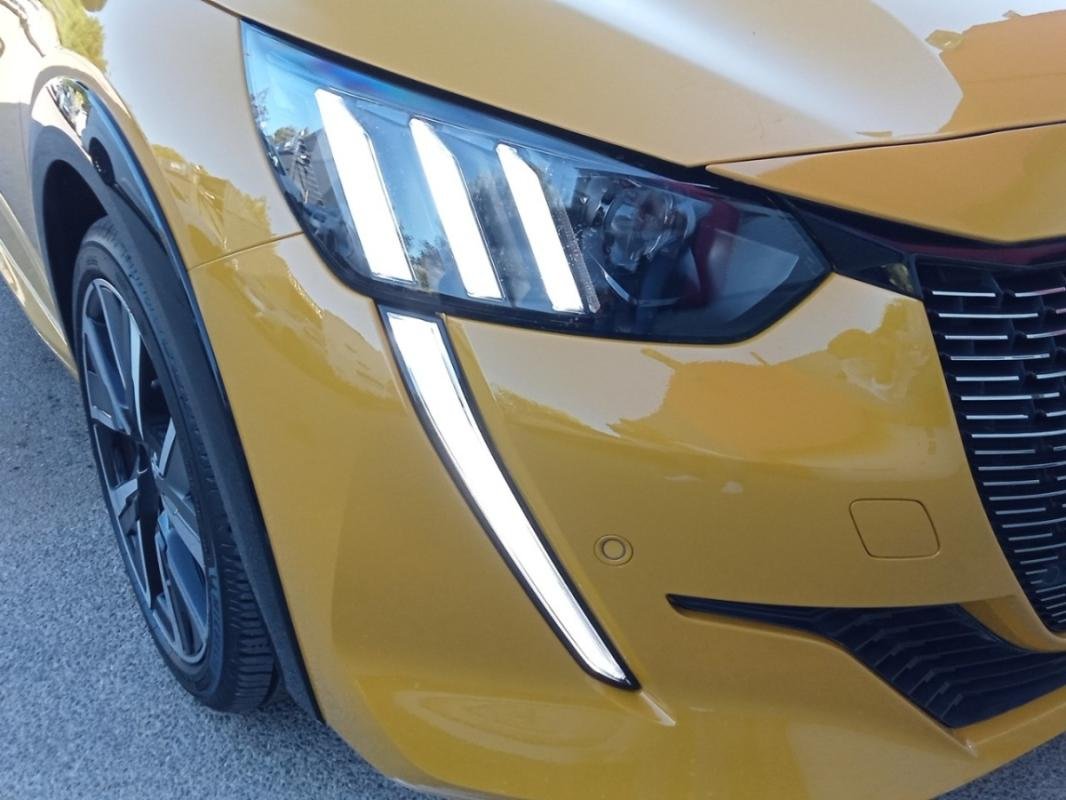 Peugeot 208 - Photo 34