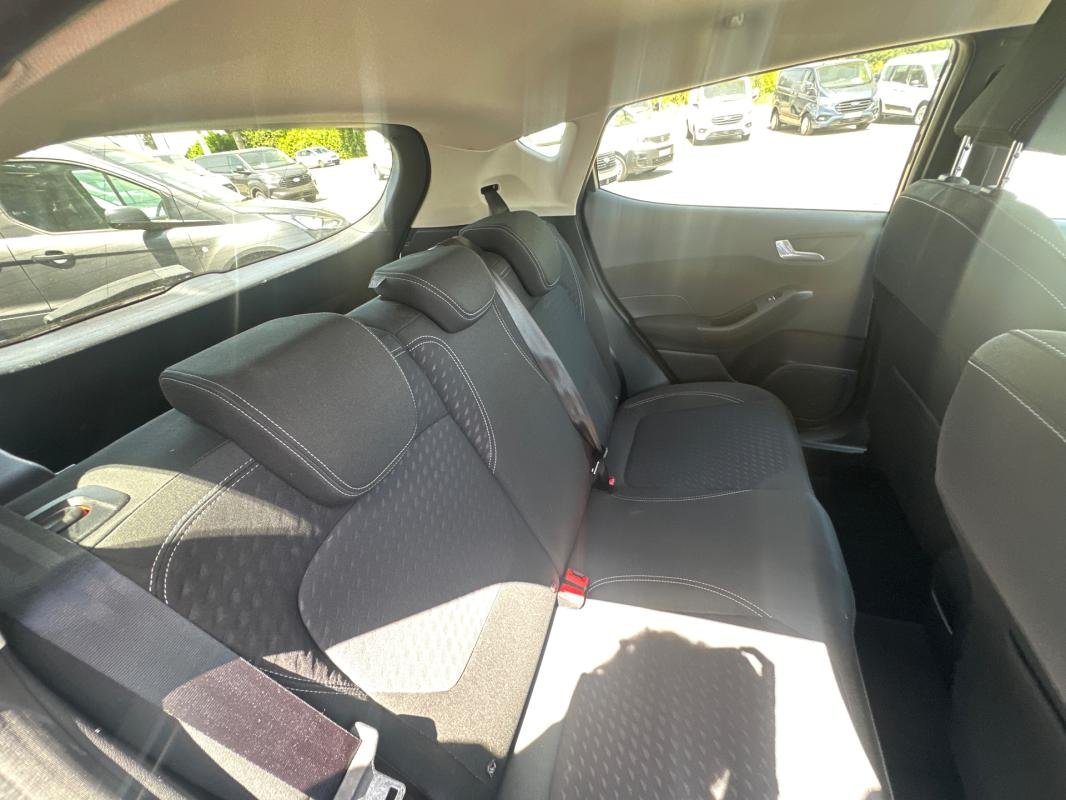 Ford Fiesta - Photo 7