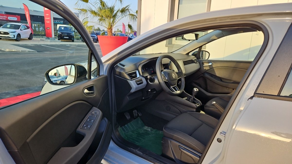 Renault Clio - Photo 12
