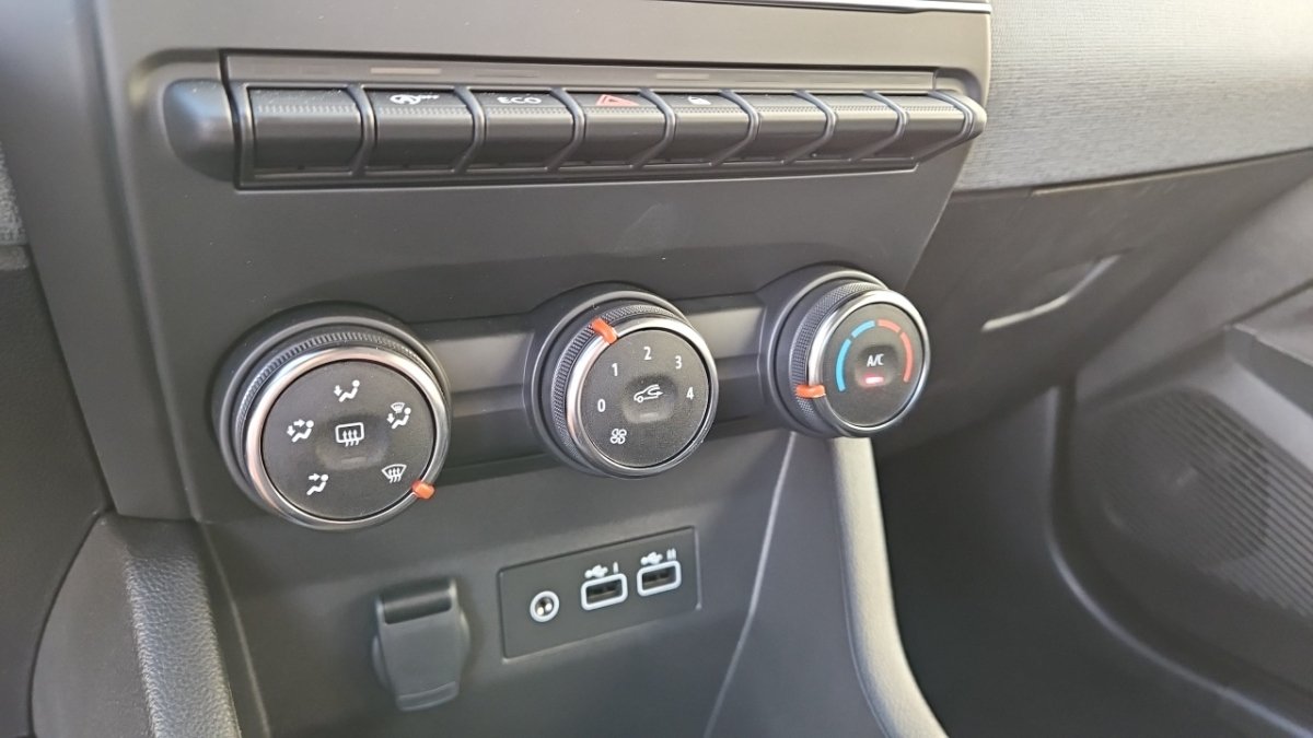 Renault Clio - Photo 27