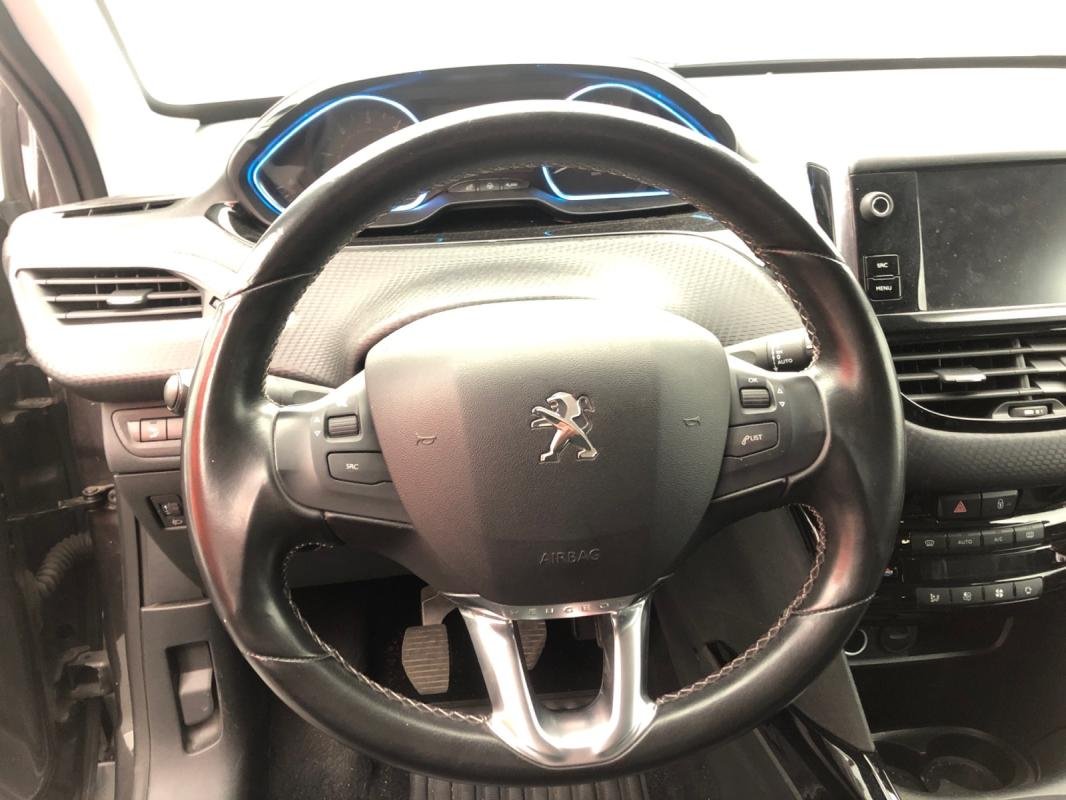 Peugeot 2008 - Photo 11