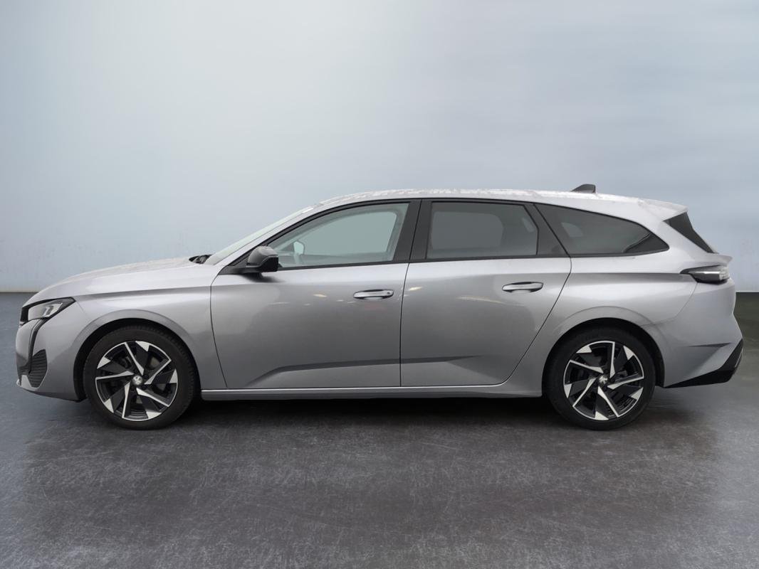 Peugeot 308 SW - Photo 2