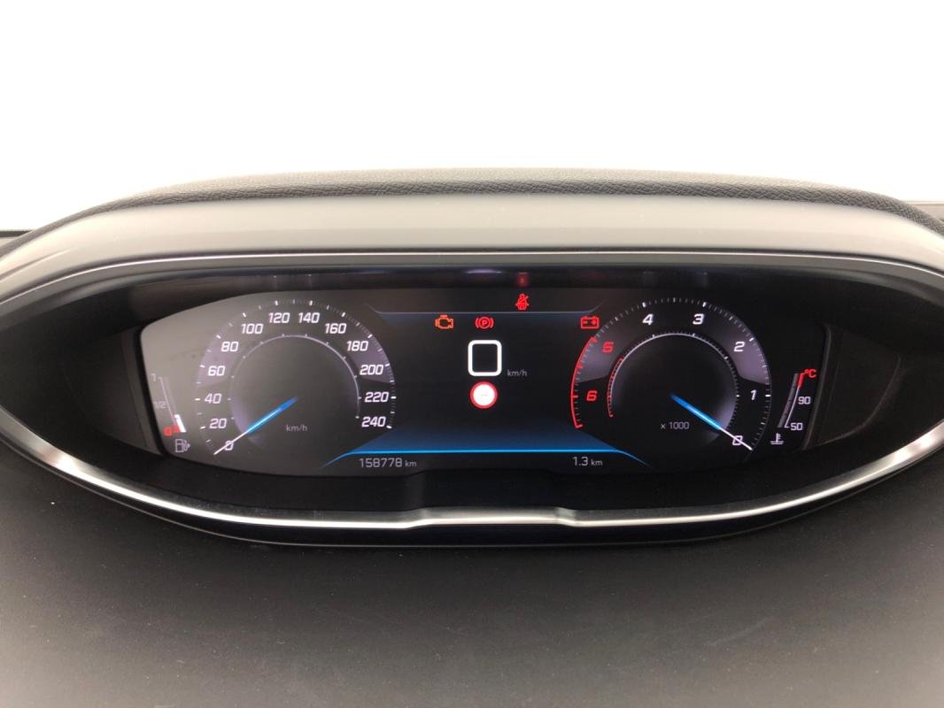 Peugeot 3008 - Photo 12