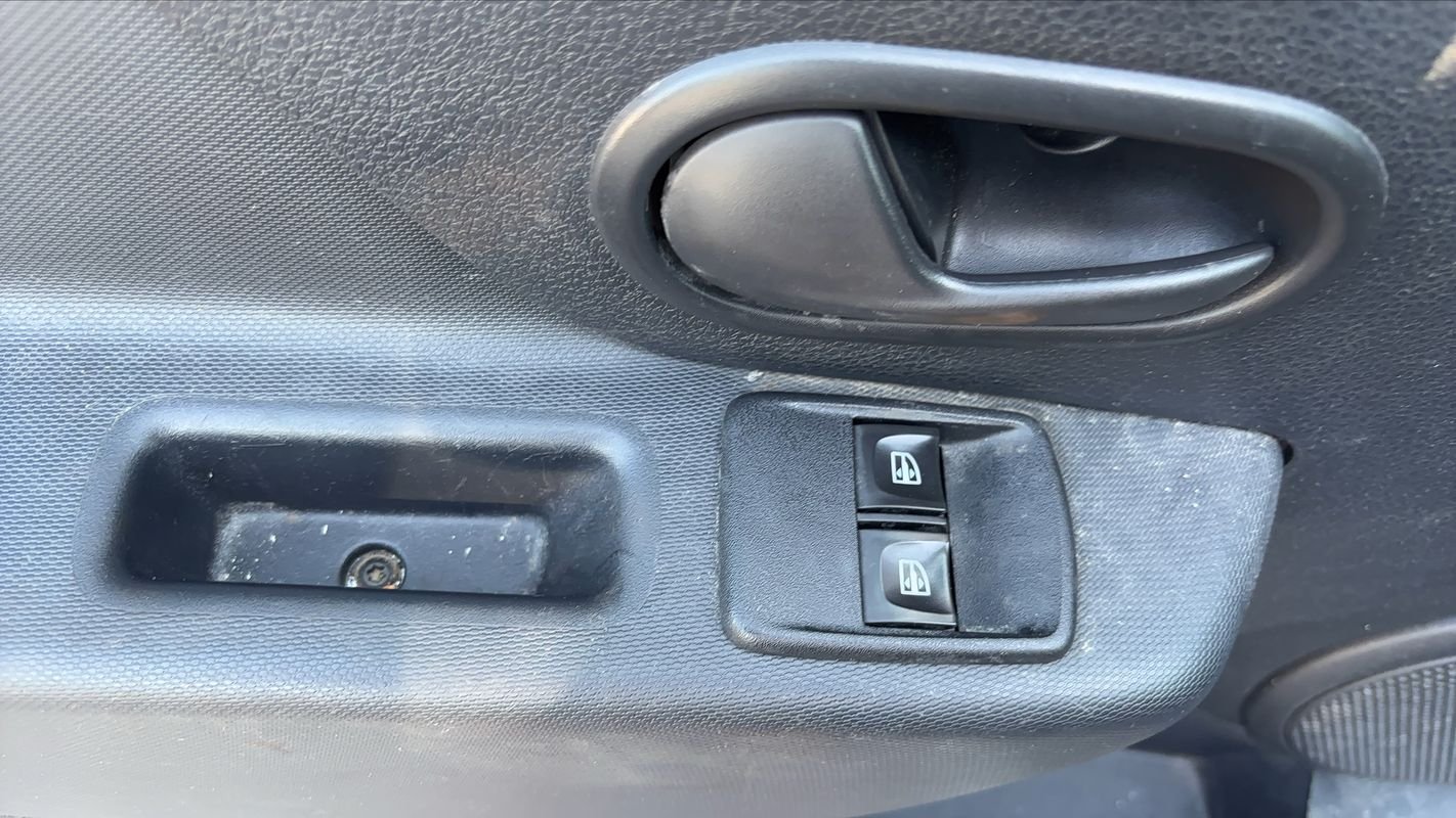 Dacia Sandero - Photo 24