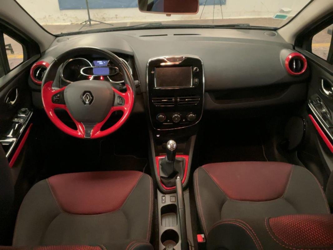Renault Clio - Photo 3
