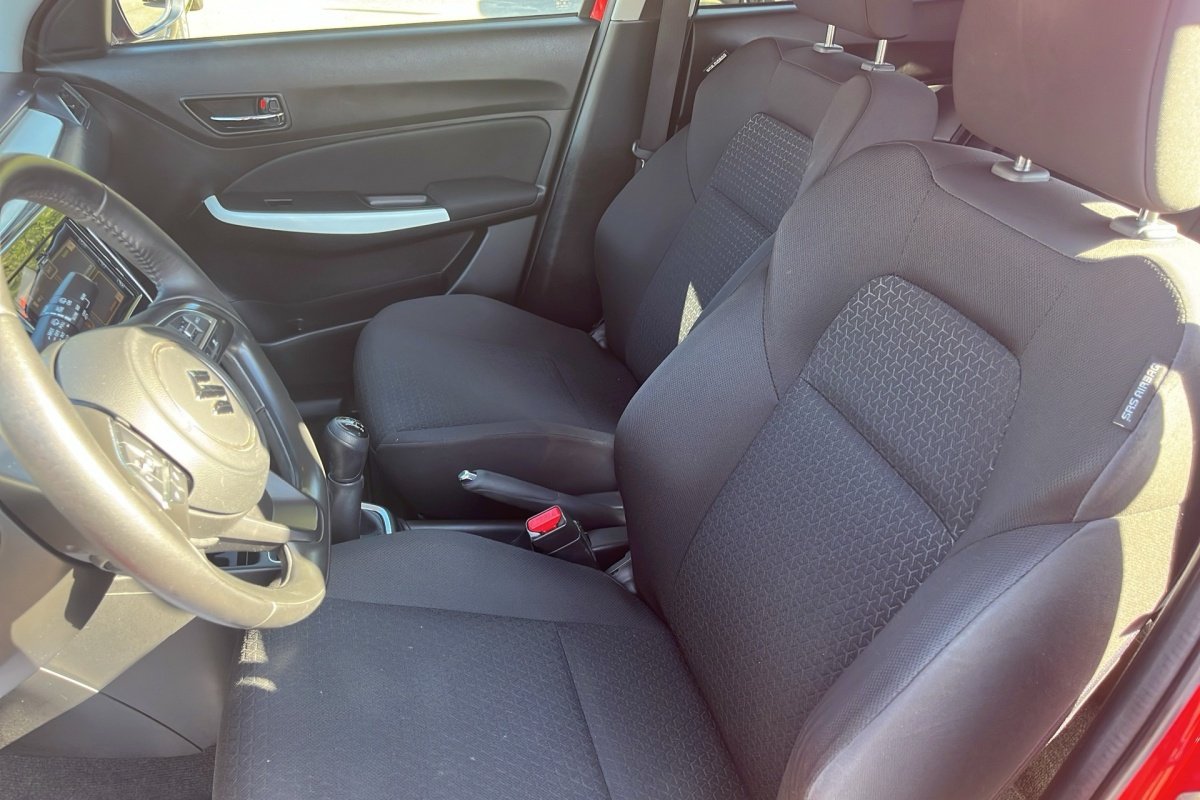 Suzuki Swift - Photo 11