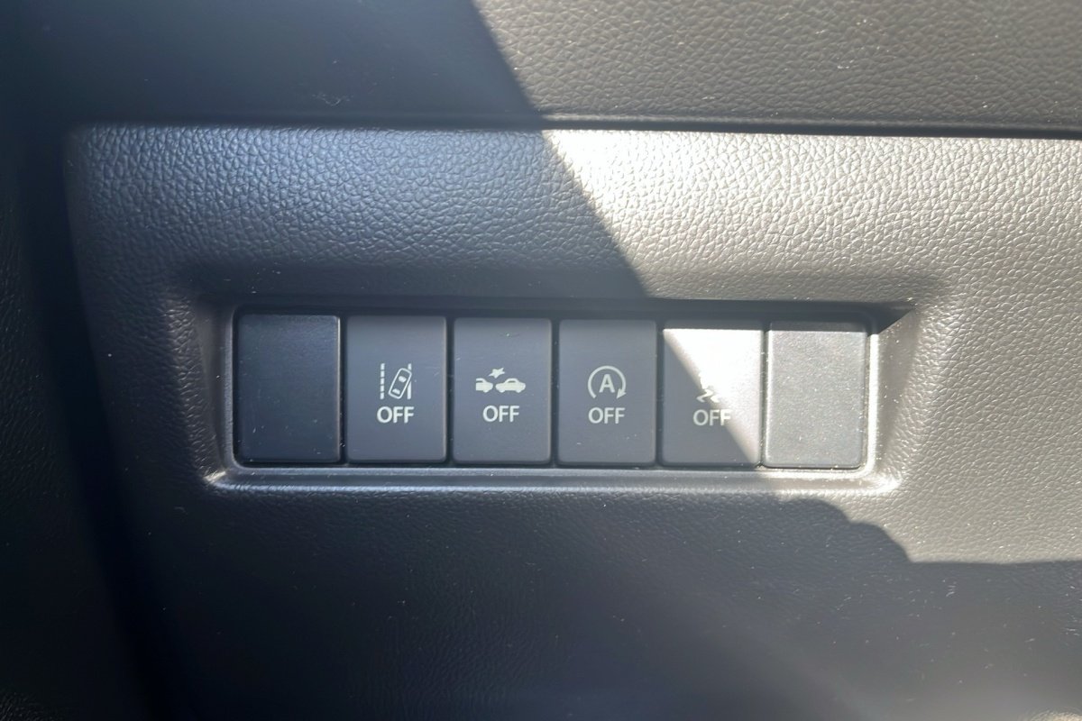 Suzuki Swift - Photo 23