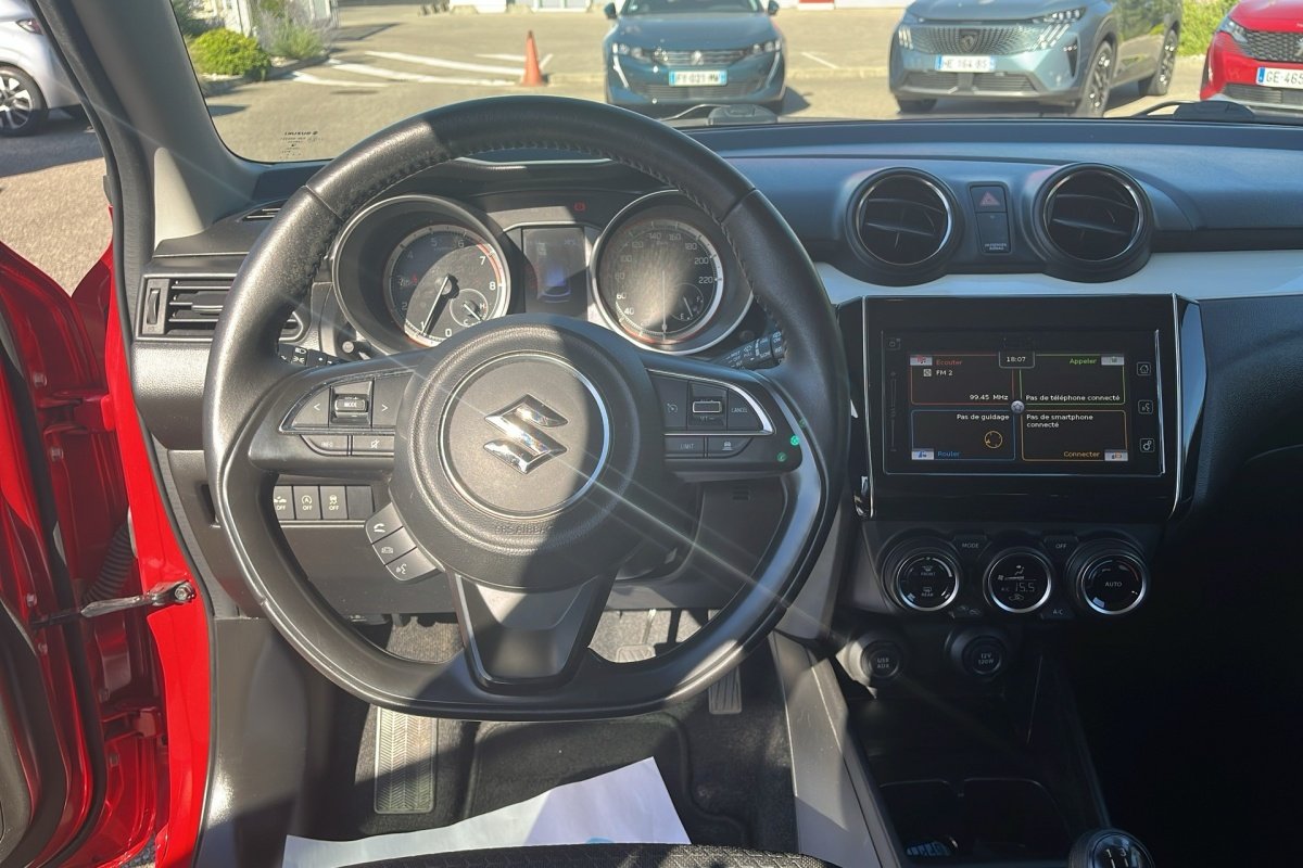 Suzuki Swift - Photo 10