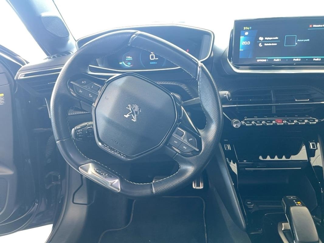 Peugeot E-208 - Photo 11
