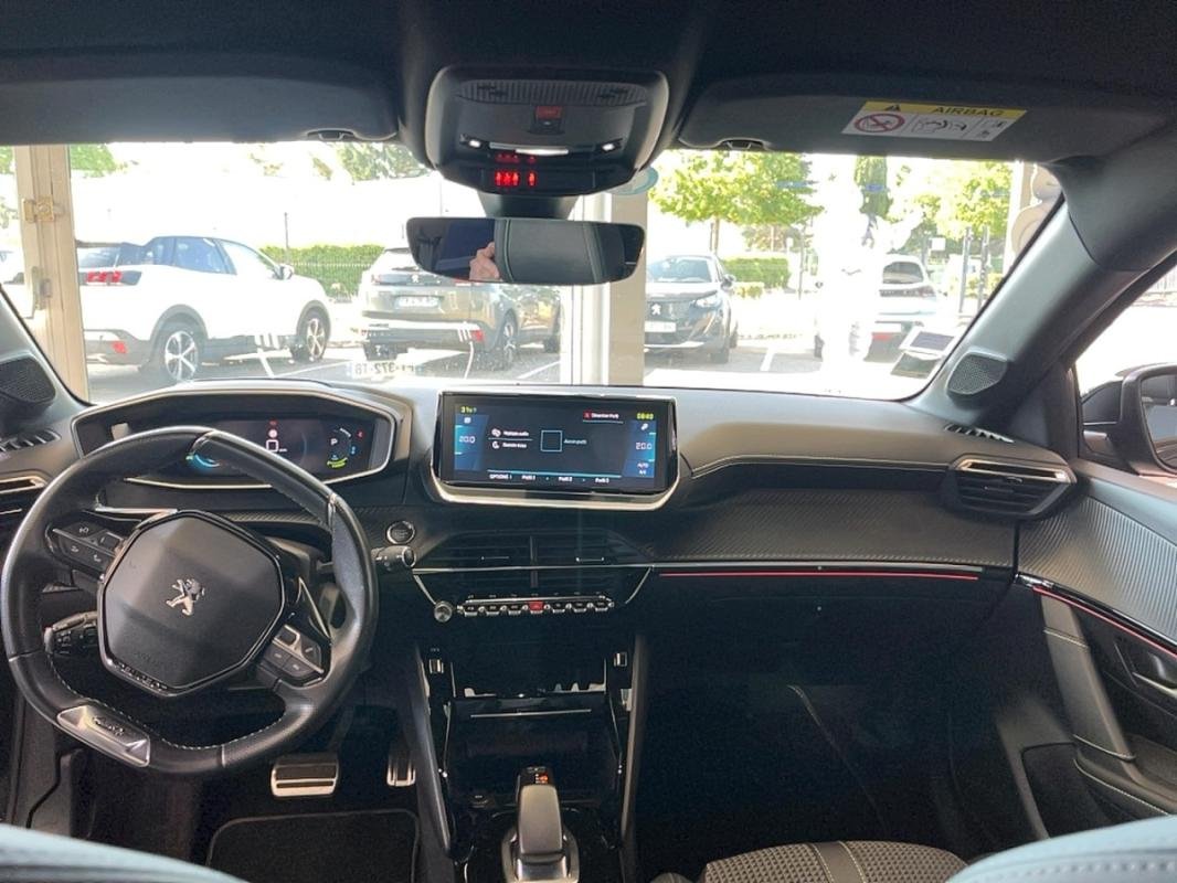 Peugeot E-208 - Photo 14