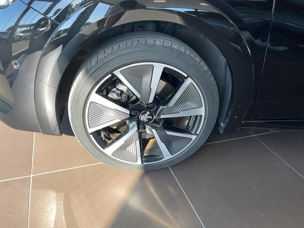 Peugeot E-208 - Photo 9