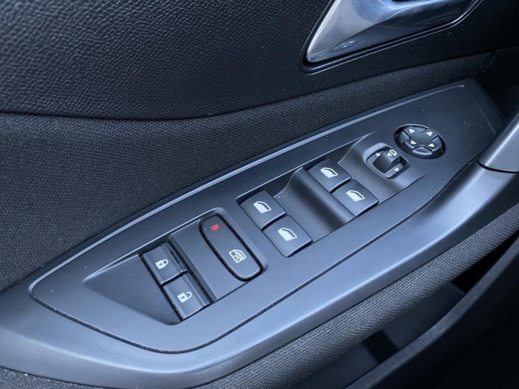 Peugeot 308 - Photo 7