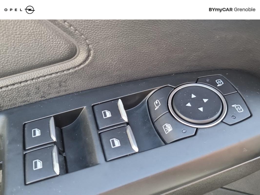 Ford Focus - Photo 21