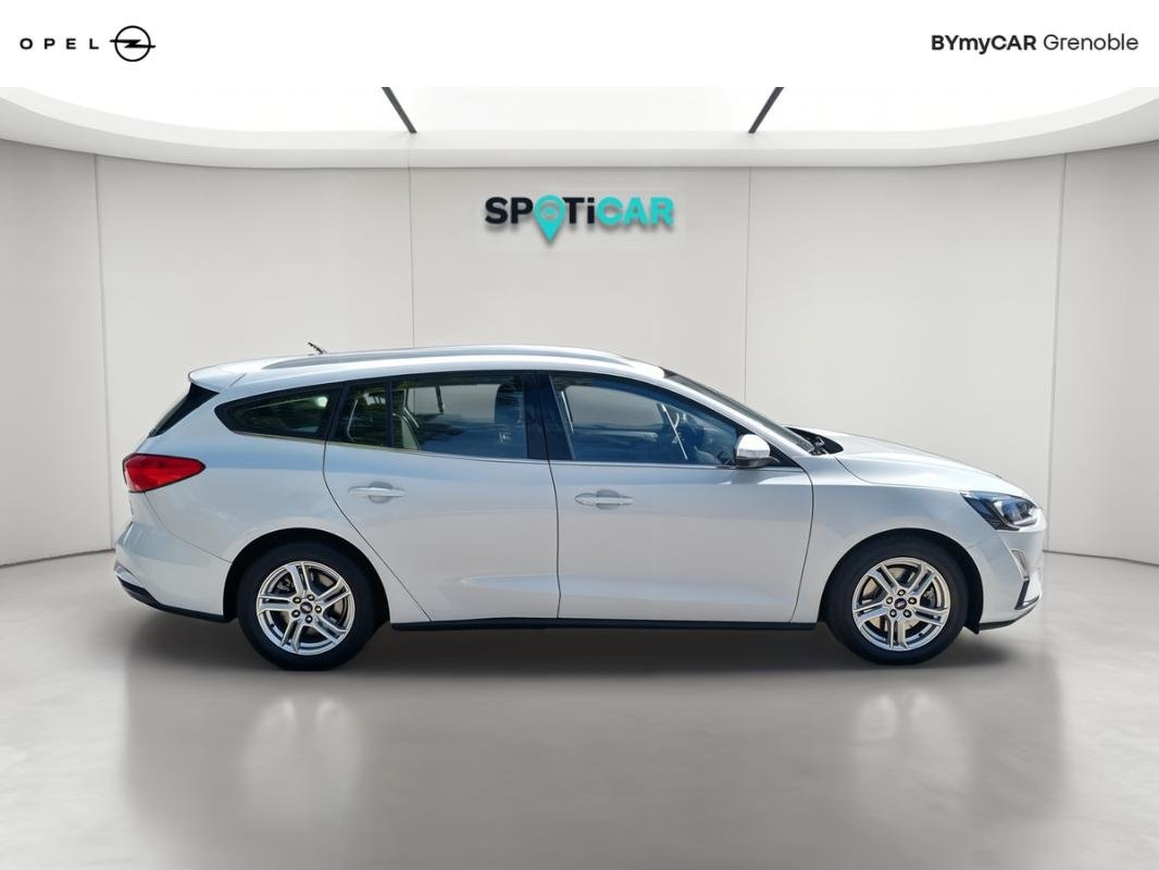 Ford Focus - Photo 6