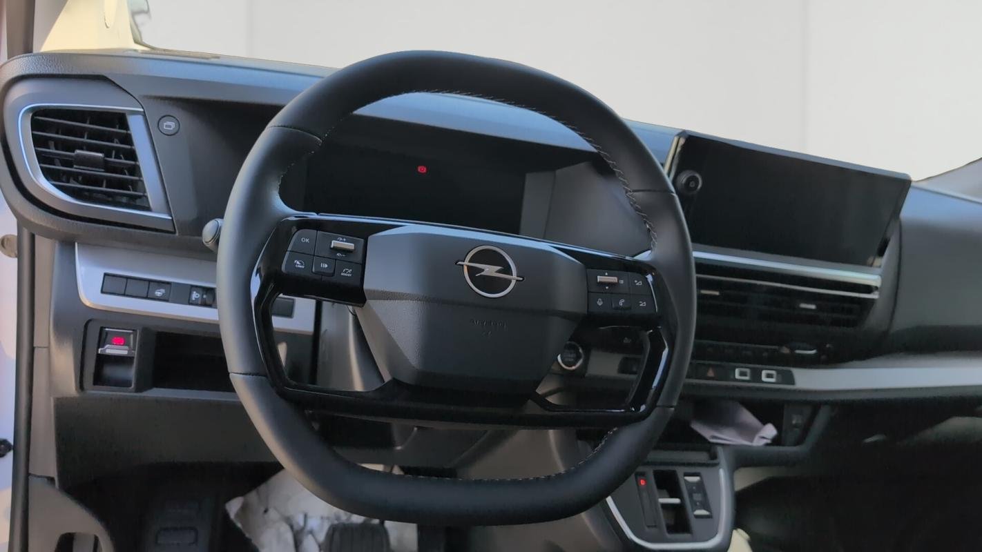 Opel Vivaro - Photo 10