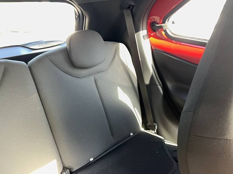 Toyota aygo x - Photo 13