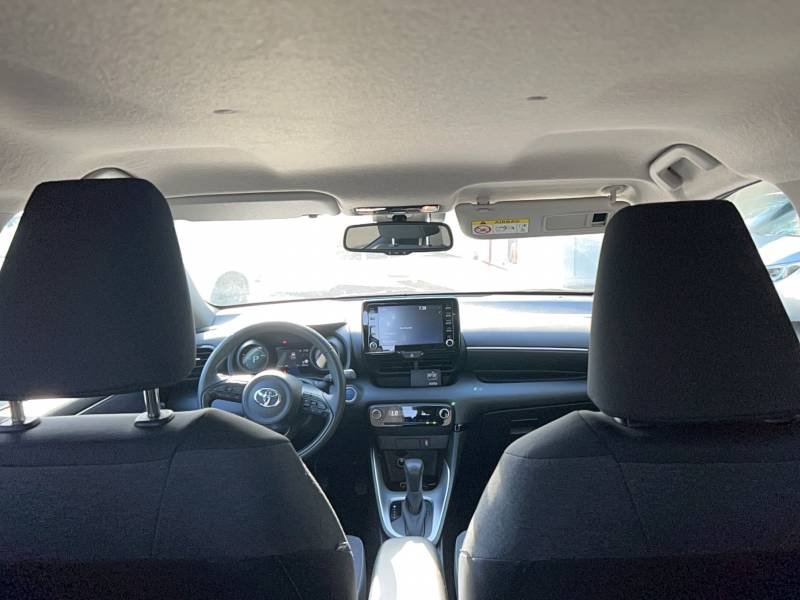Toyota Yaris - Photo 11