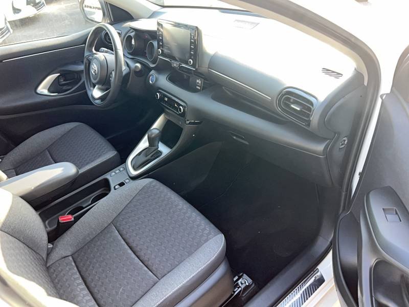 Toyota Yaris - Photo 12